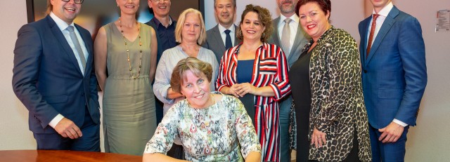 20180628 Groepsfoto ondertekening bestuursakkoord - Cora Otter